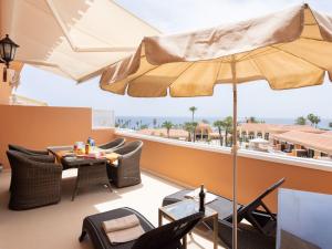 Apartment Exklusives Attic mit atemberaubendem Meerblick by Interhome