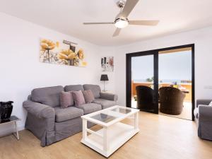 Apartment Exklusives Attic mit atemberaubendem Meerblick by Interhome