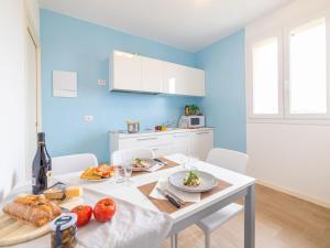 Apartment Wohnung mit Balkon by Interhome