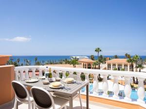 Apartment Apartment Playa Las Vistas 2 by Interhome