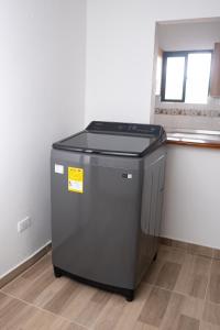 Very spacious house one block from the park