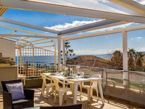 Apartment Naxos Loft Ferienwohnung mit Terrasse by Interhome