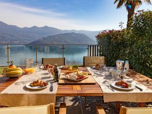 Apartment Delfi mit Pool by Interhome