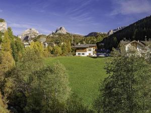 Holiday Home Dumbria Dolomites by Interhome