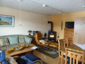 Apartment mit privatem Balkon by Interhome