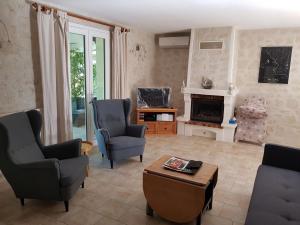 Holiday Home Charmante 3 Villa La Milouyette by Interhome