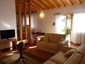 Apartment Tenuta Dependance Cecilia - Abhängigkeit Cecilia by Interhome