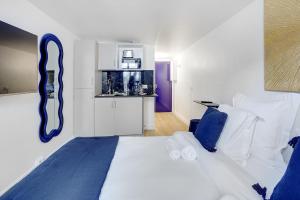 Bright studio close to Bastille