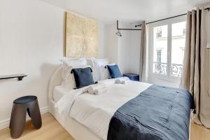 Bright studio close to Bastille