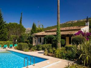 Holiday Home Fantastische Villa in einer ruhigen Gegend in der Nähe von Pollensa by Interhome