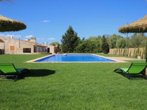 Apartment 6 mit Garten in Campos by Interhome