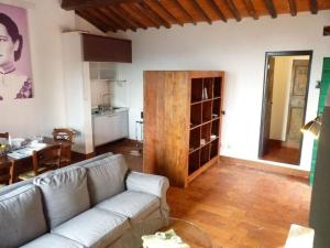 Apartment Dependance Gina mit Pool by Interhome