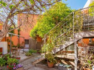 Apartment Sehr zentral in Olbia by Interhome