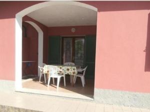 Apartment Wohnung mit Wasserblick by Interhome