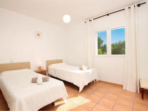 Holiday Home Schöne Villa mit Meerblick by Interhome