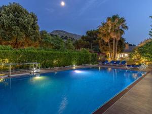 Holiday Home Vila Formosa Cala Sant Vicenç by Interhome