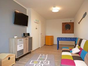 Holiday Home in Burhave mit Großer Terrasse by Interhome