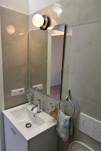 Apartment Forio GG mit privatem Garten by Interhome