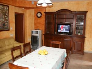 Holiday Home 'Chloe by Interhome img3