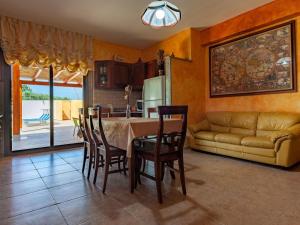 Holiday Home 'Chloe by Interhome img6