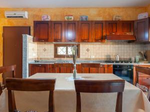 Holiday Home 'Chloe by Interhome img12