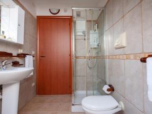 Holiday Home 'Chloe by Interhome img24