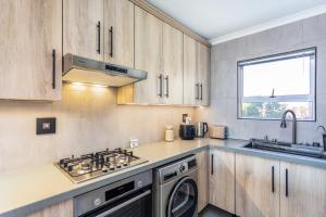 Villa Italia 836 by CTHA