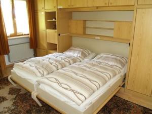 Apartment Appartement incl- KC by Interhome