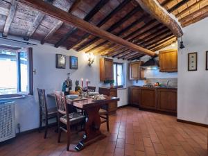 Apartment City center flat by Interhome