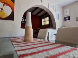 Holiday Home Haus mit beheiztem Schwimmbad- Berg- und Meerbli by Interhome