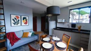 Apto novo de 2 quartos no centro da ilha