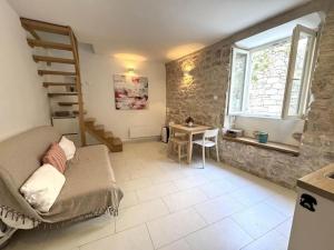 Studio apartman Old town