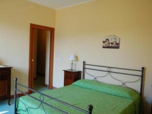 Apartment Zweizimmerwohnung by Interhome