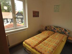 Apartment Große und moderne Ferienwohnung im Erdgeschoss by Interhome