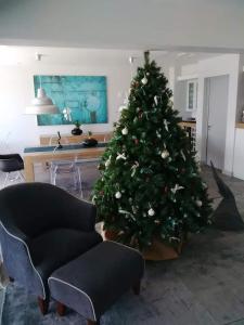 65onCliff - 4 Bedroom Home Selfcatering