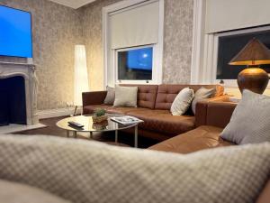 Beaufort Gardens Luxury Duplex Penthouse, Knightsbridge