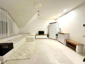 Затишна квартира на Празькому