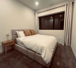 2BR, Private Hot Tub, Views, Luxury, New Home