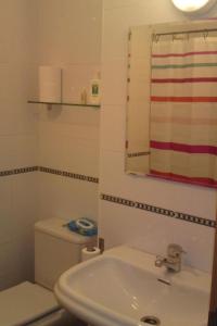 Apartment Helle und geräumige Wohnung in Conil by Interhome