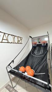 loft style taverna con sala giochi