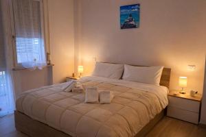 La DA MA Shila Winter Escape