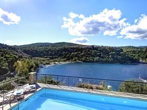 Luxury villa with private pool, seaviews, beach closeby - Villa Alex