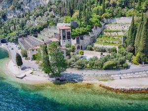 Apartment Pomelo einzigartige Atmosphäre im ehemaligen Gärtnerhaus by Interhome