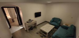 New Green Leaf Hotel