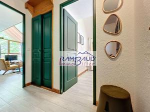 Duplex 3 pièces - 6 pers - Piscine - Parking couvert - FR-1-854-44