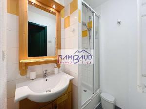 Duplex 3 pièces - 6 pers - Piscine - Parking couvert - FR-1-854-44