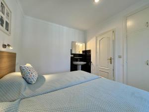 Casa rústica con piscina privada y aire acondicionado en Sant Martí dEmpúries - HISP-7-77