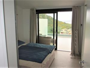 Apartment Wohnung mit Terrasse by Interhome img12