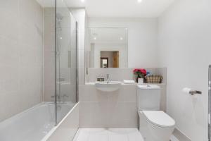 GuestReady - Charming London retreat with balcony