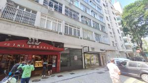 Room in Copacabana - 200 meters from the beach